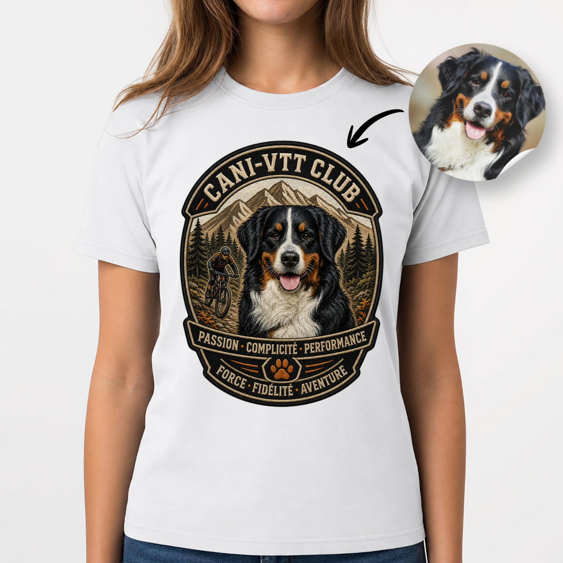 T-shirt Personnalisé Cani-VTT avec Votre Chien – T-shirt Unisexe – Design Écusson Premium