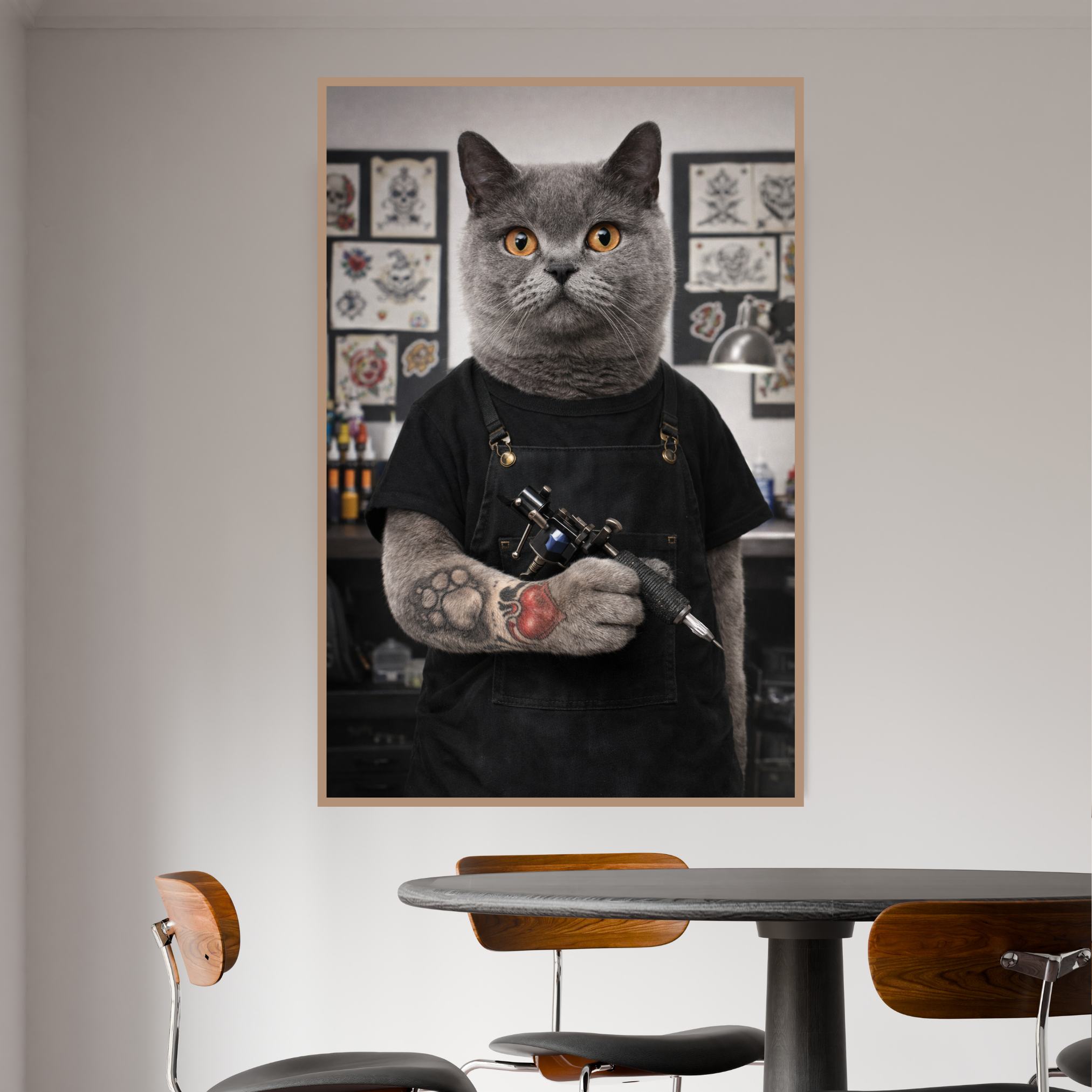 Portrait Animal Personnalisé Tatoueur – Poster Chien ou Chat Style Studio Tattoo Moderne